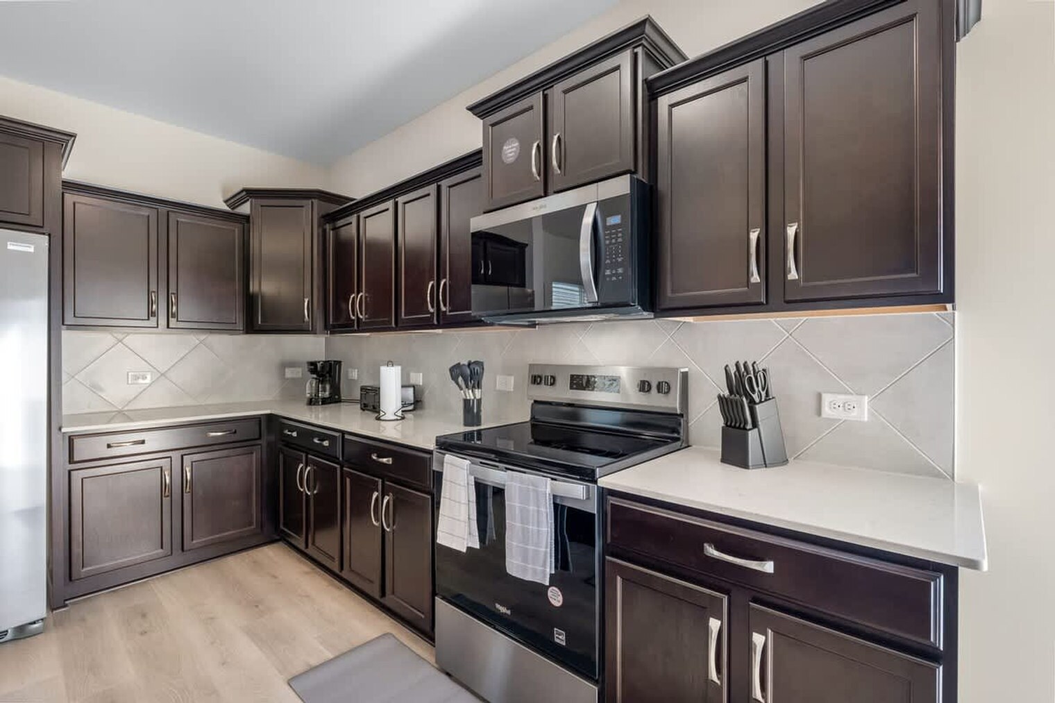 Building Photo - 3107 Highlander Pt