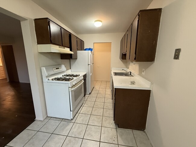 Building Photo - 45240 Keding St