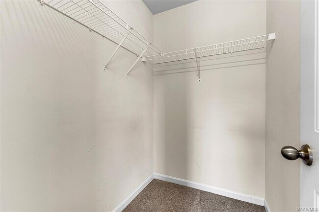Building Photo - 9348 Turnberry Park Dr