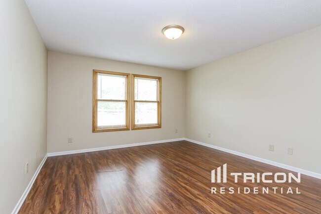 Building Photo - 8243 Firefly Way