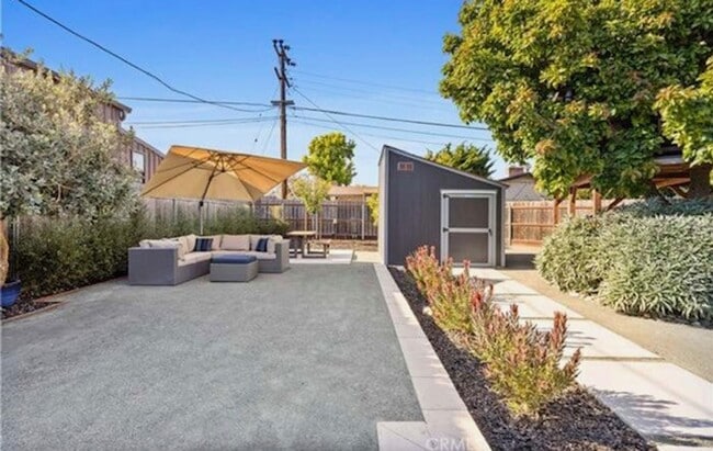 Building Photo - Beautiful 4 Bedroom 4 Bath home on a cul-d...