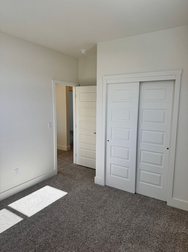 Building Photo - Brand New 4 Bedroom Home in Northwest Crossing