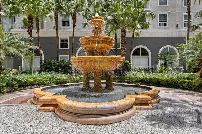 Building Photo - 700 S Harbour Island Blvd