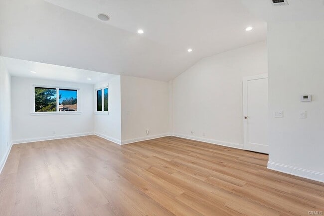 Building Photo - 4410 Park Jazmin