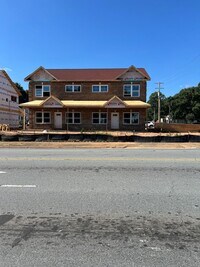 Building Photo - New Main Street Townhomes for Rent this Fall