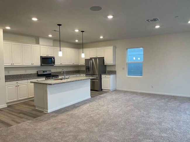 Building Photo - 8277 Country Mile Ln