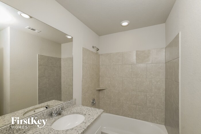 Building Photo - 6627 Hatchery Way