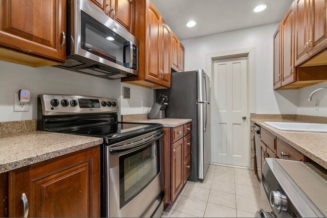 Building Photo - 377 Commonwealth Ave