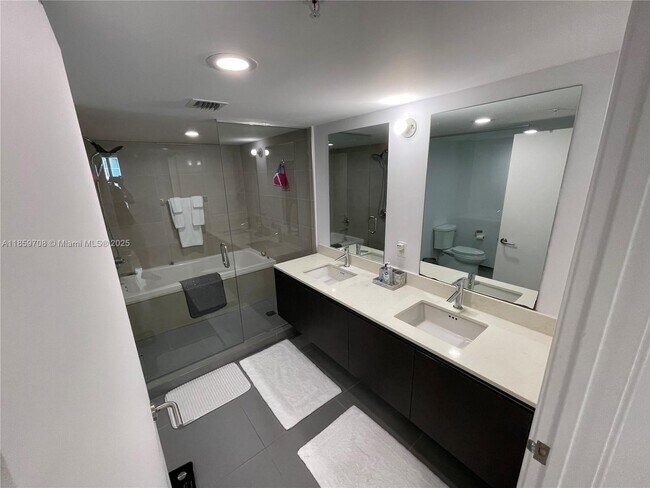 Building Photo - 6620 Indian Creek Dr