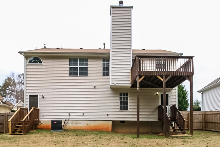 Building Photo - 1801 Portwest Way