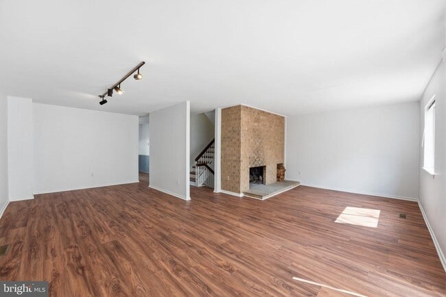 Building Photo - 1747 Cy Ct