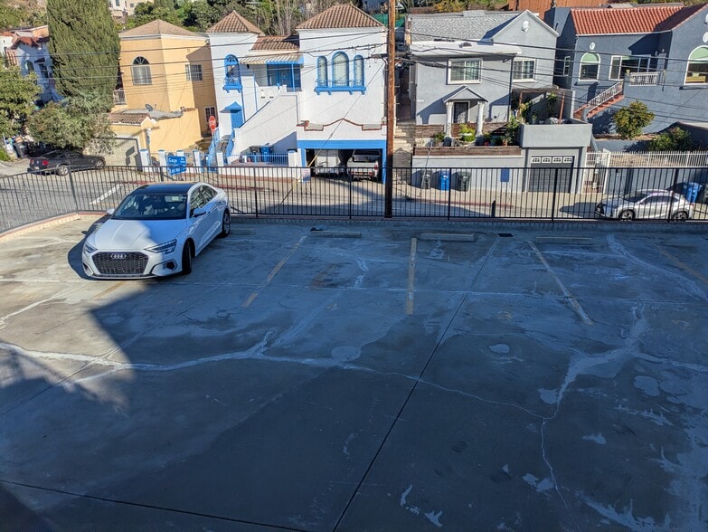 Reserved Parking - 1125 N Gage Ave