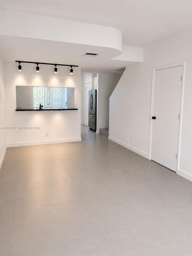 Building Photo - 38 Key W Ct