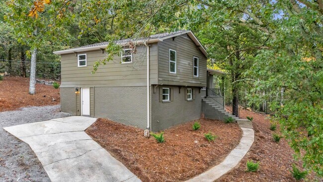 Building Photo - Retreat Like Feel + Practically New! 4 Beds, 3 Baths, Over 2,000 Sq Ft. with Glimpses of Nickajac...