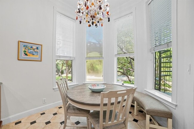 Building Photo - 500 Konstanty Cir