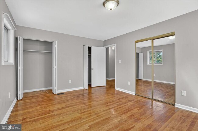 Building Photo - 7720 Loudon Dr