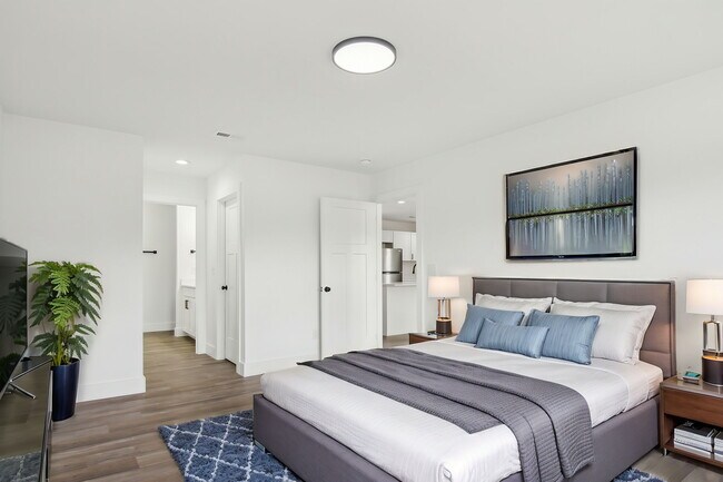 Building Photo - 4016 Cedar Fls Ln