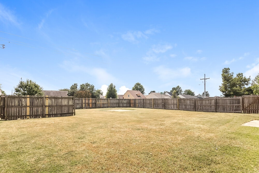 Building Photo - 1649 Cherry Creek Dr