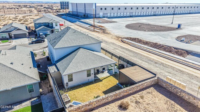 Building Photo - 1621 Sam Dominguez St