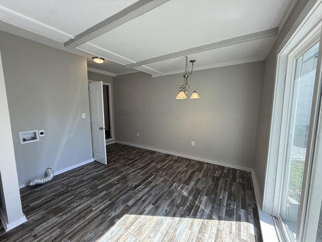 Building Photo - 23 E Brown St
