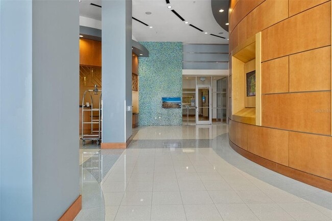 Building Photo - 777 N Ashley Dr