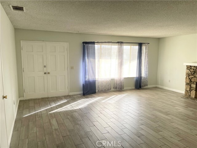 Building Photo - 830 W Rosewood St