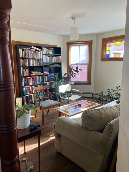 Primary Photo - 28 Speridakis Ter