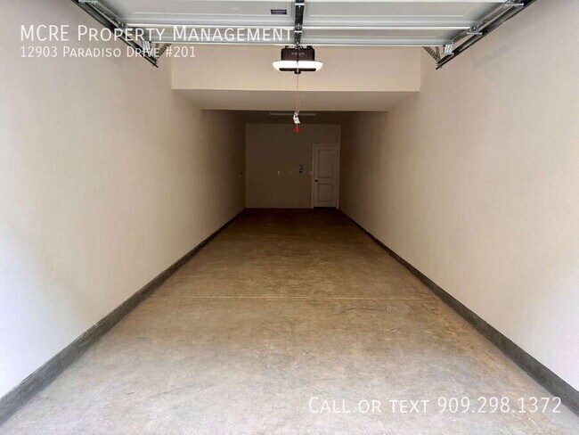Building Photo - 12903 Paradiso Dr