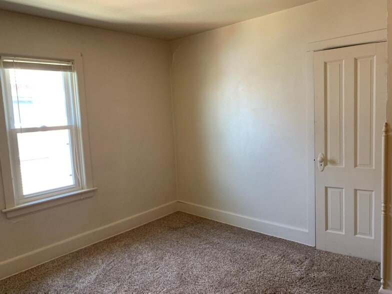 Primary Photo - 1722 N 13th St