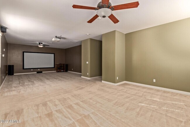 Building Photo - 3144 E Lynx Way