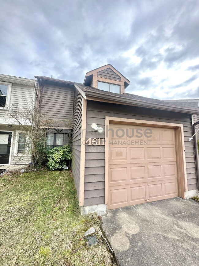 Building Photo - 4611 Fern Oak Ct.