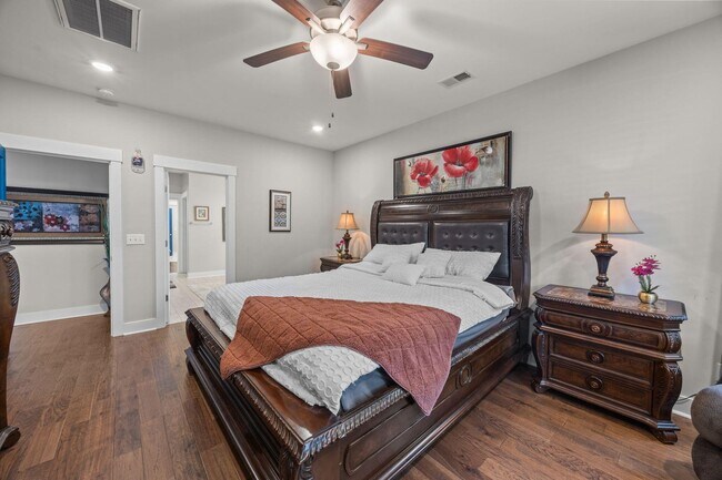 Building Photo - Stunning 3 Bedroom Home in Nexton~