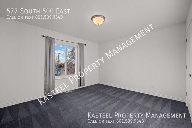 Building Photo - 577 S 500 E St