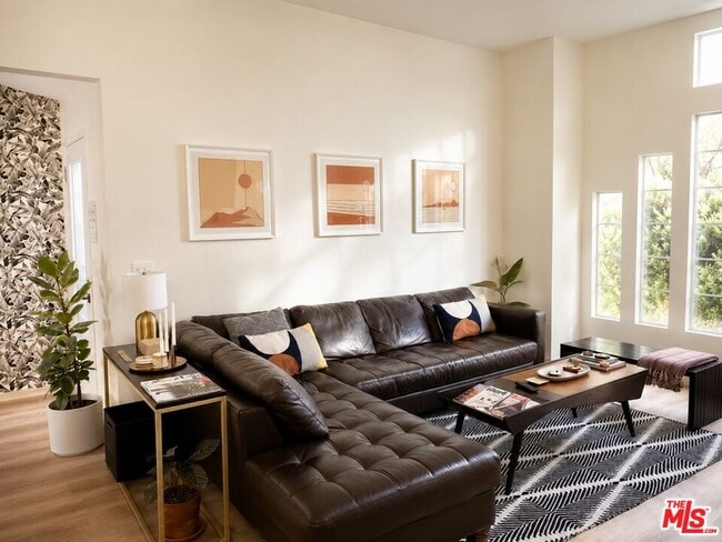 Building Photo - 68725 Tachevah Dr