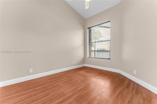 Building Photo - 15563 Miami Lakeway N