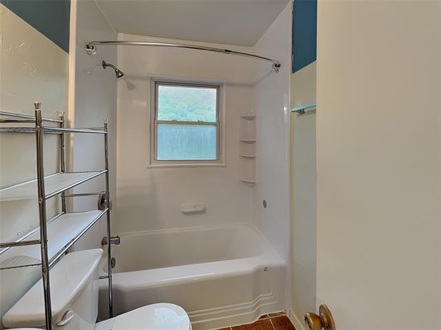Building Photo - 412 Harrison Ln