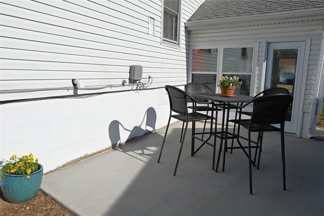 Building Photo - 9510 Lydell Dr