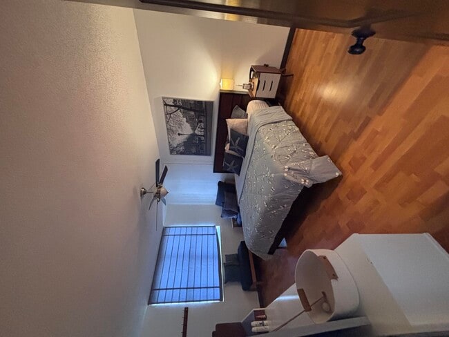 Building Photo - 336 N Birch Rd