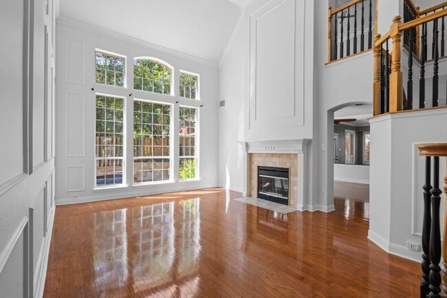 Building Photo - 10605 Coreopsis Dr