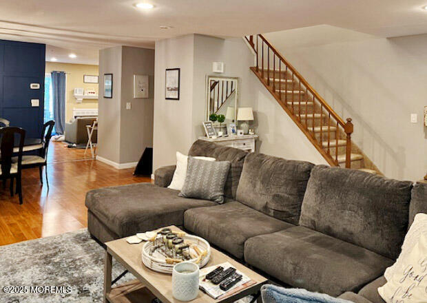 Building Photo - 43 Woodledge Ct