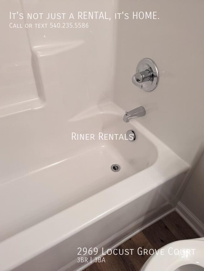 Building Photo - 2969 Locust Grv Ct