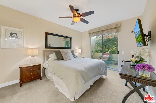 Building Photo - 78225 Cabrillo Ln
