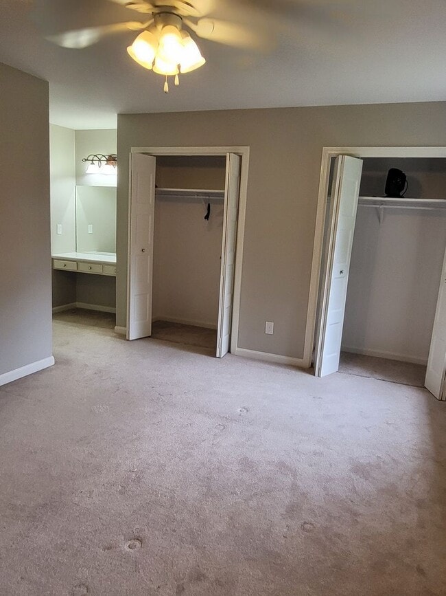 Building Photo - 210 22nd St N