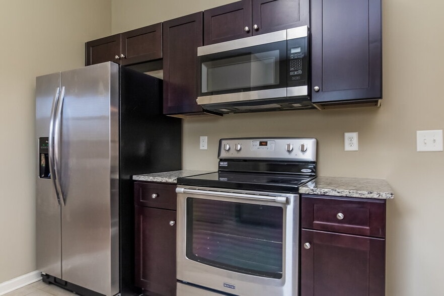 Building Photo - 44 Hamil Ct NW