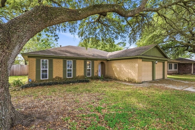 Building Photo - 12607 Dakar Dr