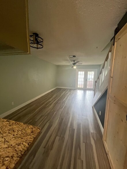 Building Photo - 11359 Stratton Park Dr