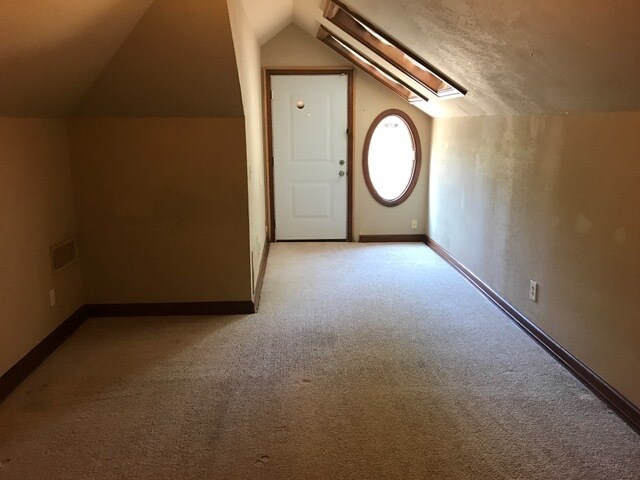 Building Photo - 2615 22nd St