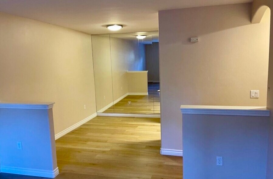 Building Photo - 4570 54th St