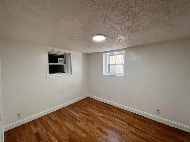 Building Photo - 47 Bickford Ave