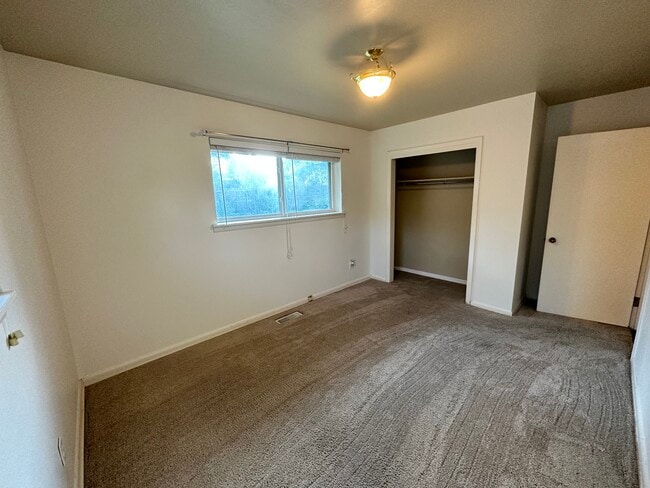 Building Photo - 2002 S 74th East Ave